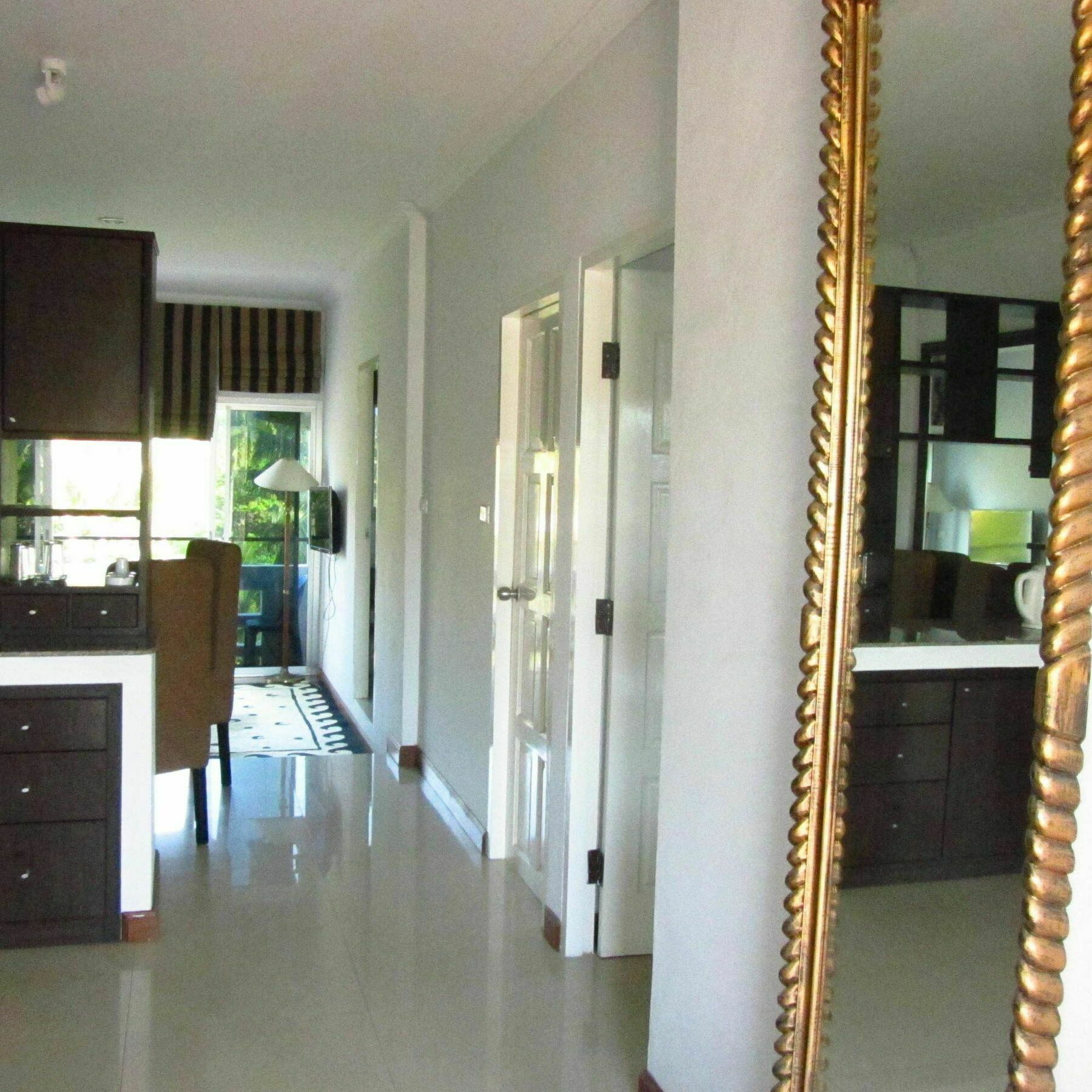 Orchid Kathu Heights Service Apartments Экстерьер фото